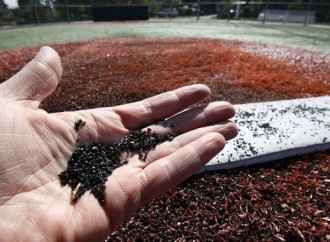 Feds promote artificial turf as safe despite health concerns