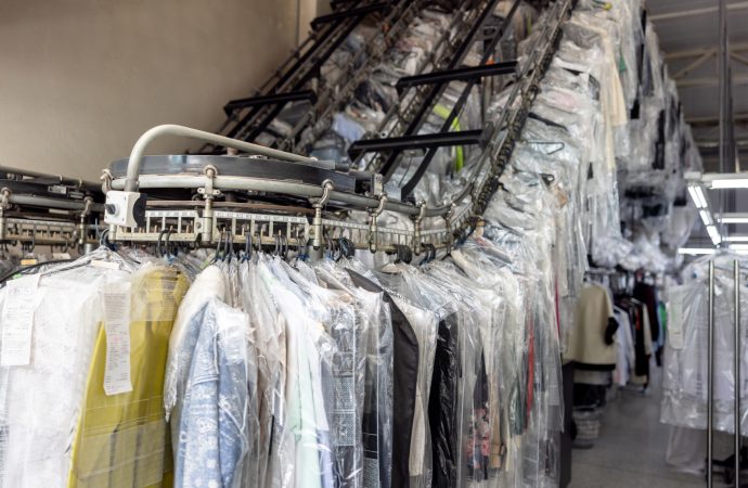 Common Dry-Cleaning Chemical Tied to Liver Damage, Cancer and Other Health Issues